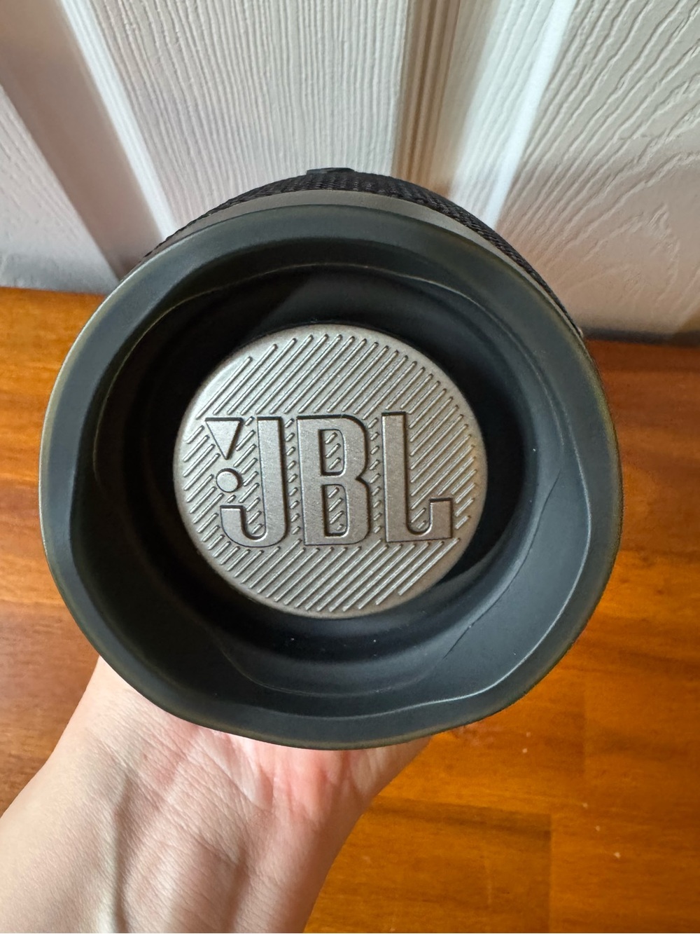 JBL Charge 4 - Portable Bluetooth speaker - Black - Picture 6 of 11